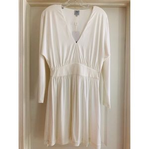 Halston White Long Sleeved Tunic Mini Dress